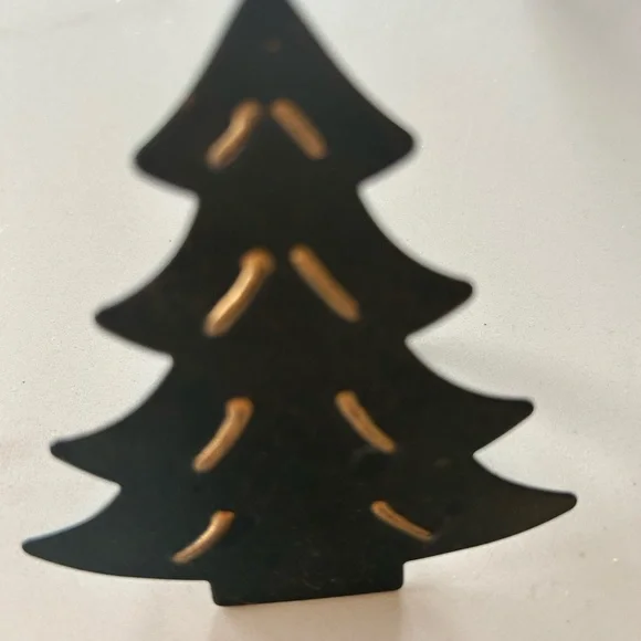 Festive Holiday Metal Napkin Rings Set of 10 - Picture 6 of 8